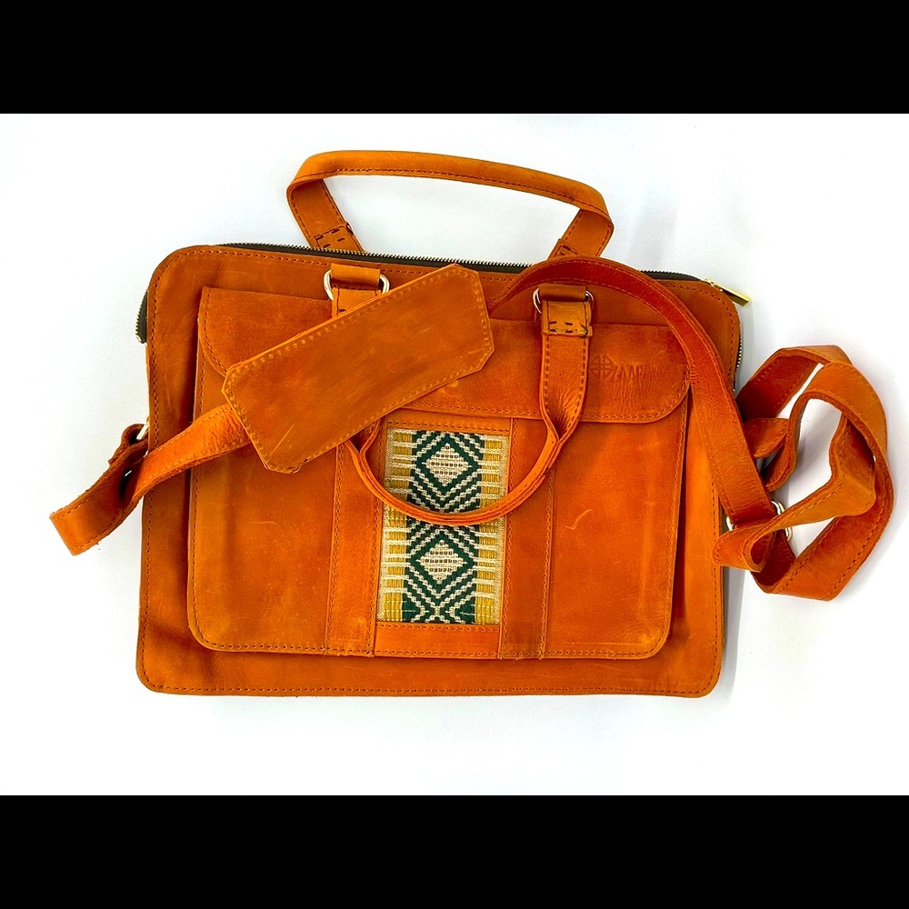 Zaaf Purse